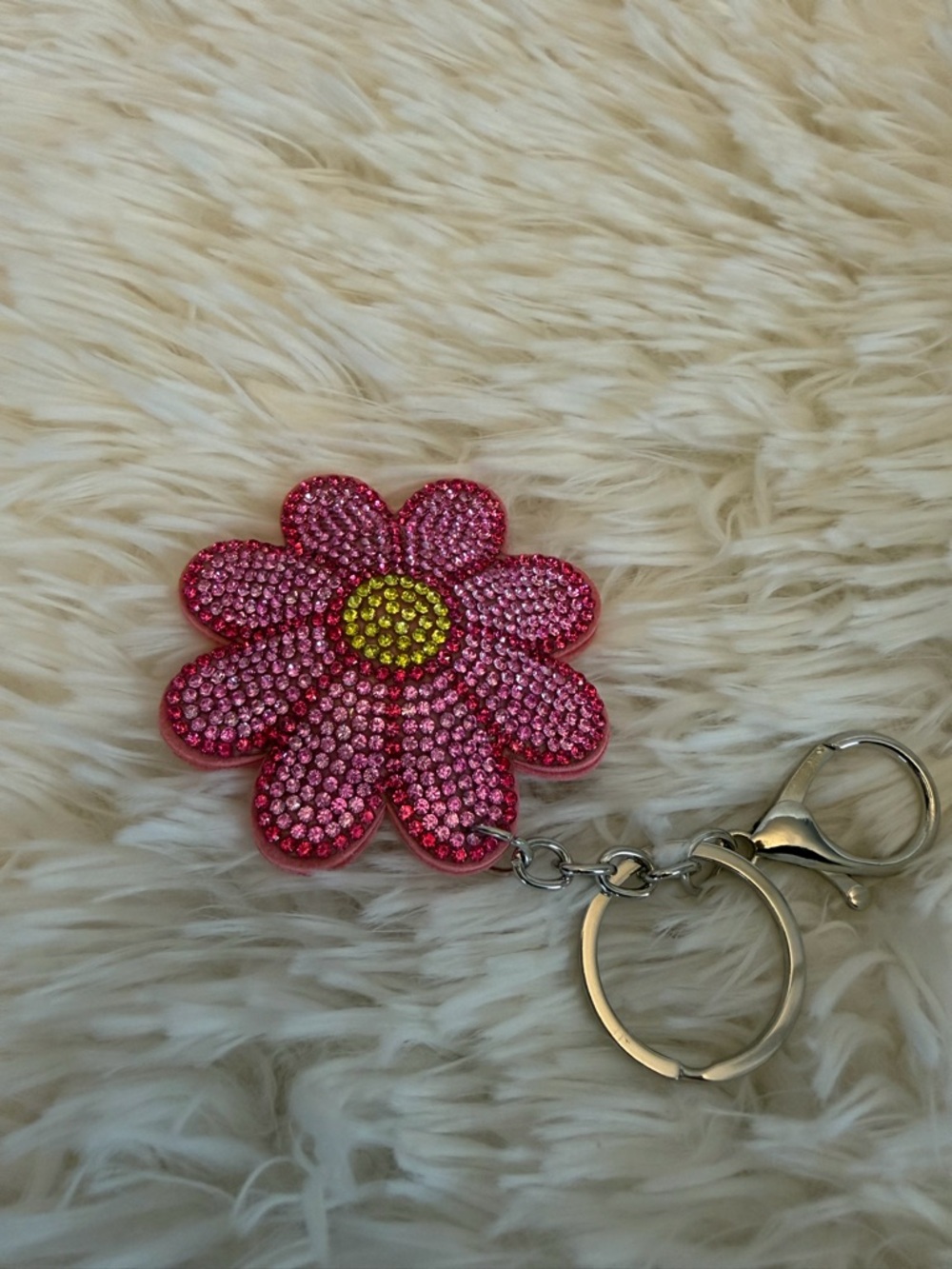 Pink Daisy Flower Rhinestone Bag Charm / Keychain NWOT